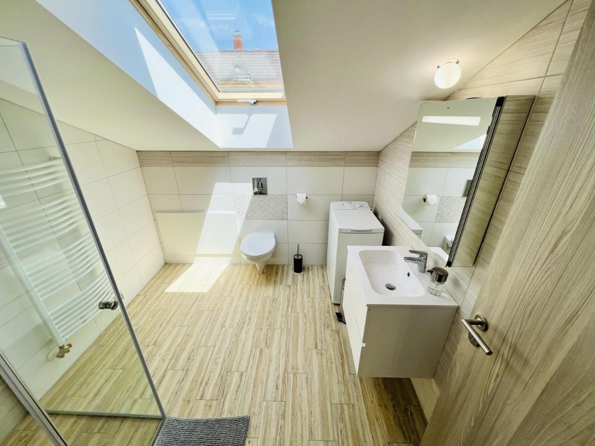 Villa Szofia Veszprem Apartments Exterior photo